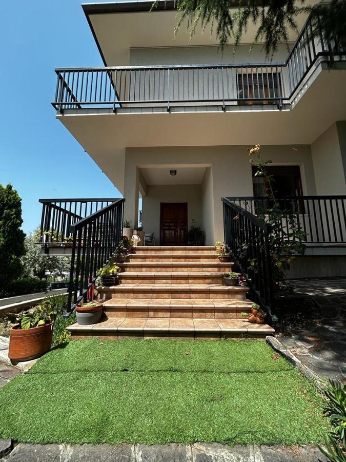 B&B La Casa Di Polly Falconara Marittima Exterior photo